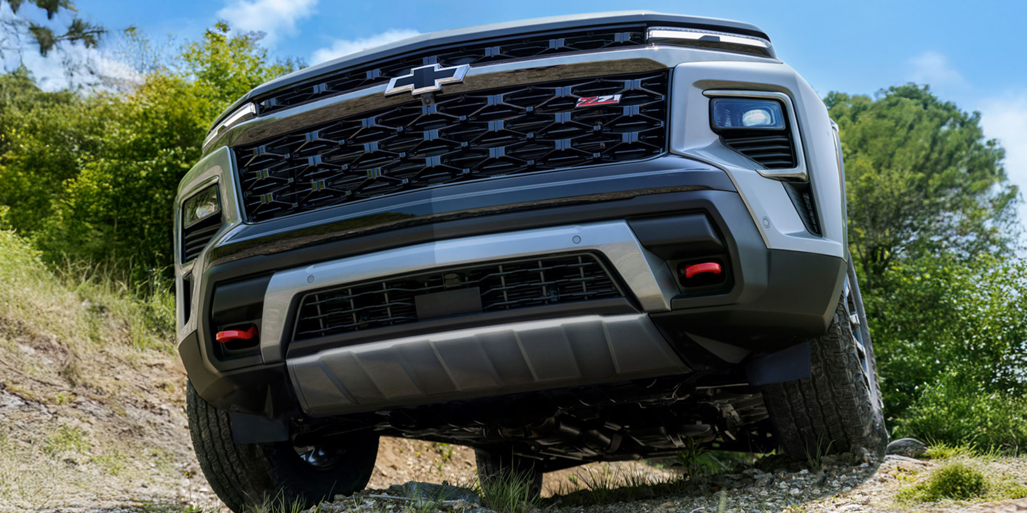 Chevrolet Traverse Z71 vista frontal en terreno offroad